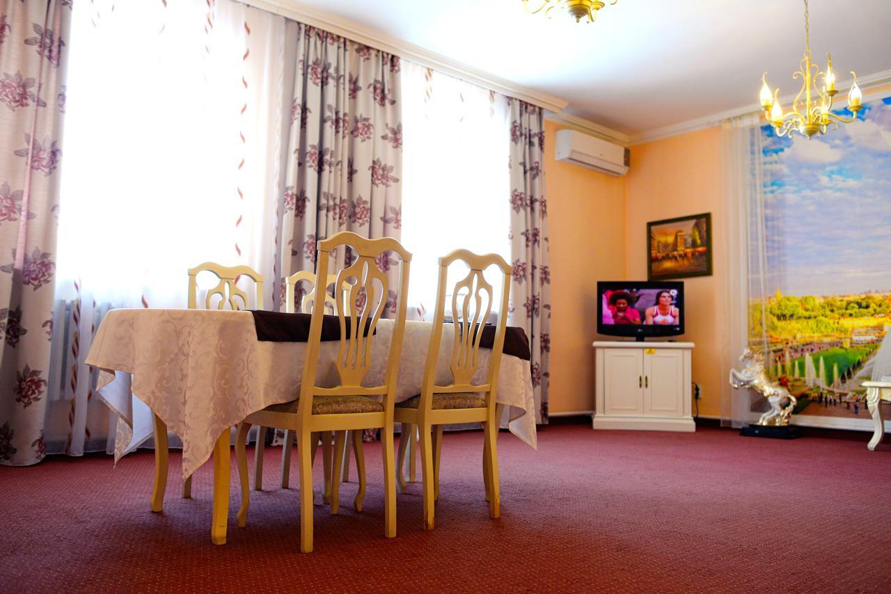San Marino Hotel Astana エクステリア 写真
