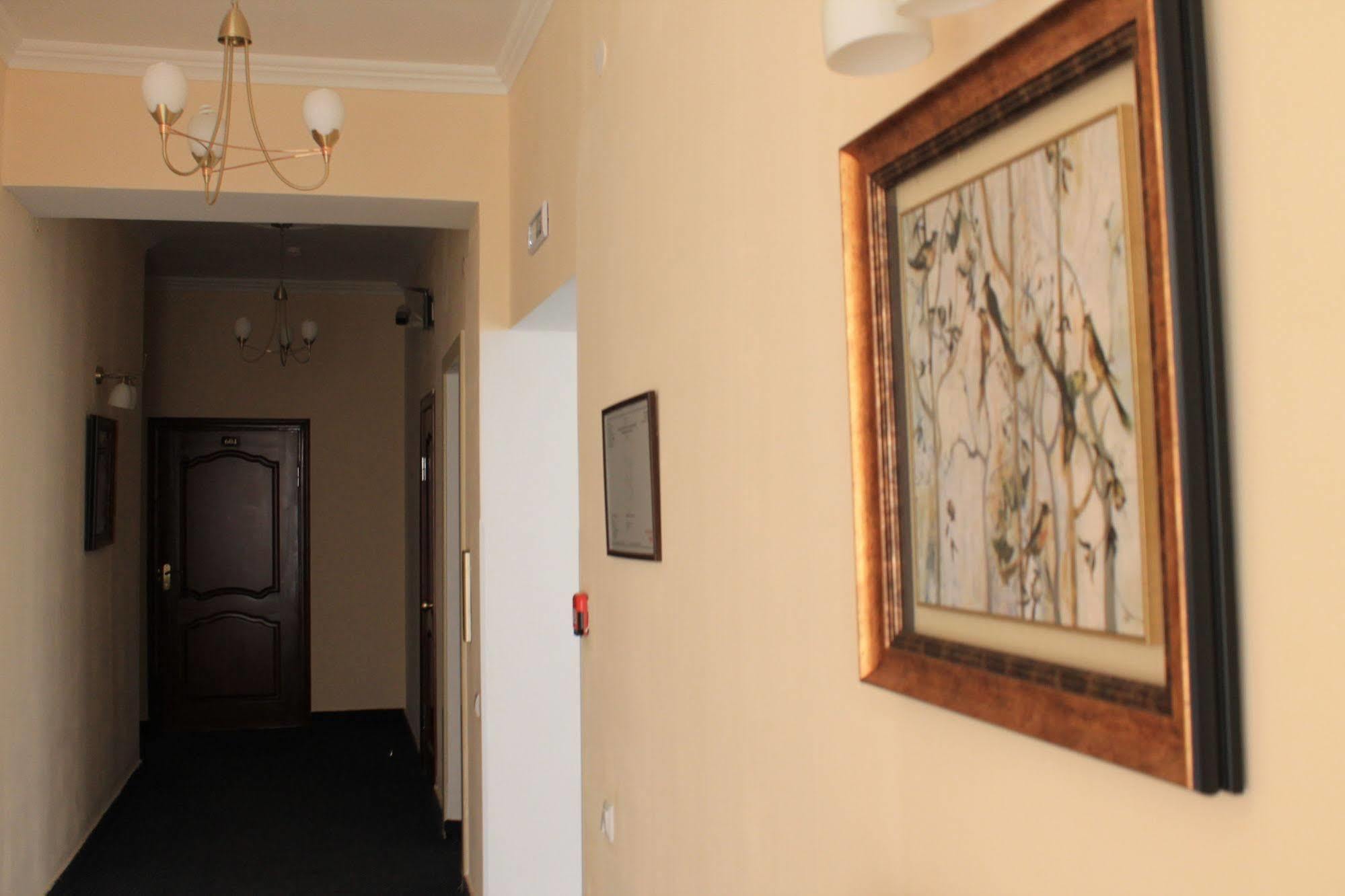 San Marino Hotel Astana エクステリア 写真