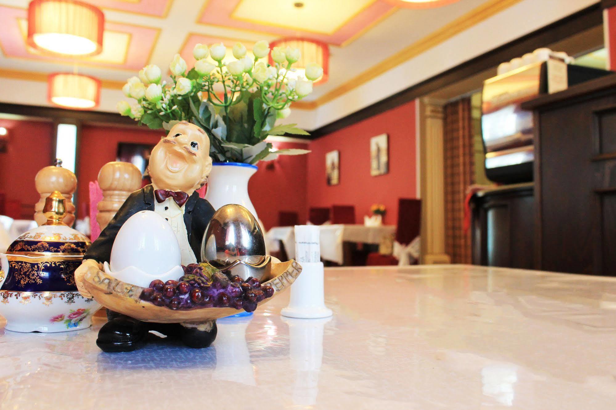 San Marino Hotel Astana エクステリア 写真