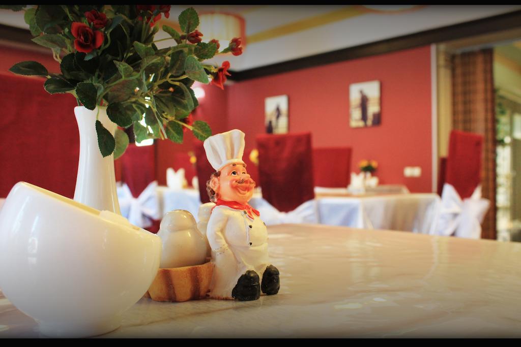 San Marino Hotel Astana エクステリア 写真